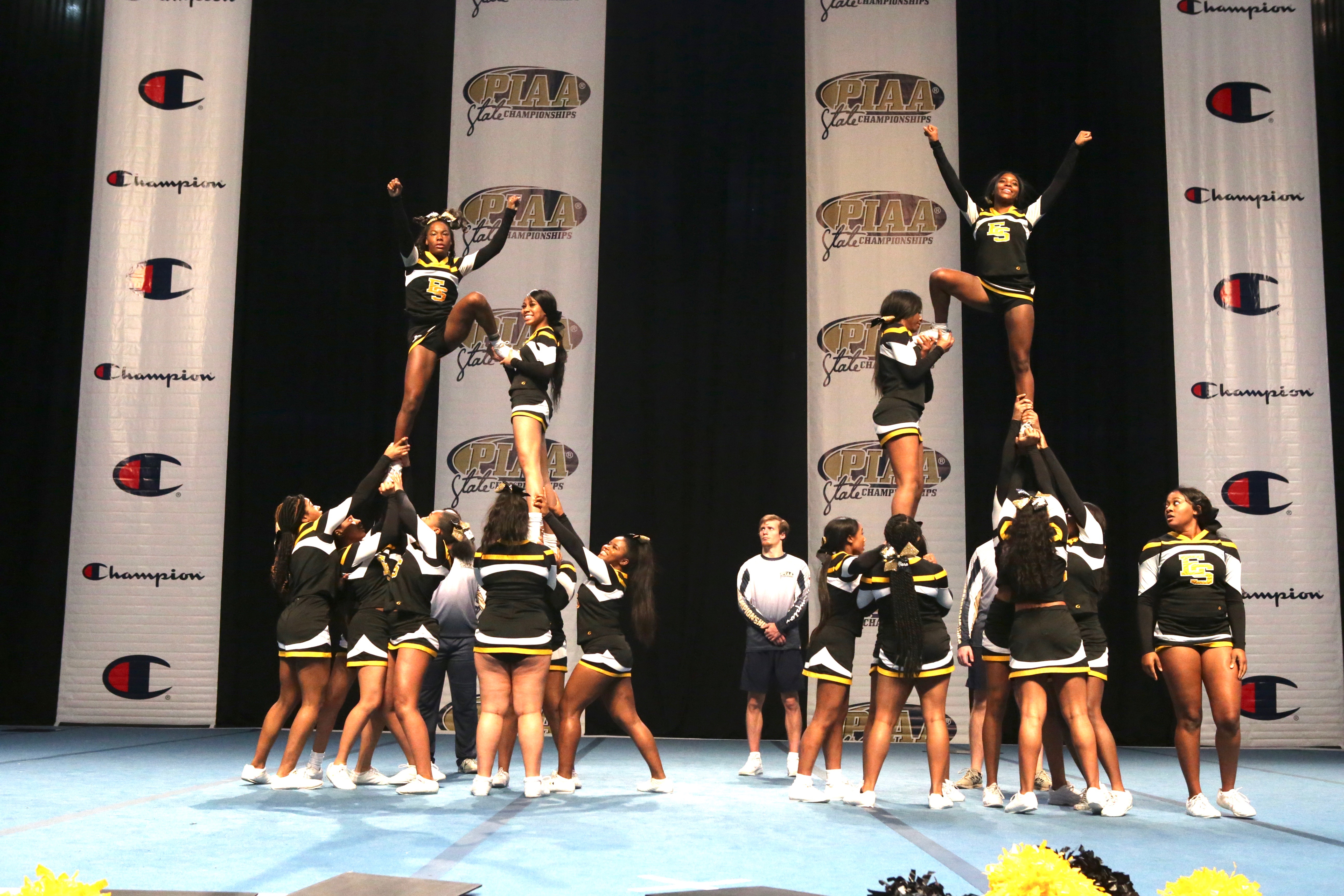 Carver Cheerleaders at States [PHOTOS] - Carver Engineering and Science