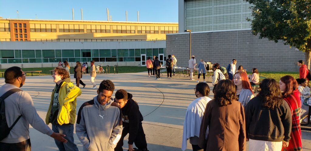 Senior Sunrise Marks the Dawn of a New Year for the Class of 2023