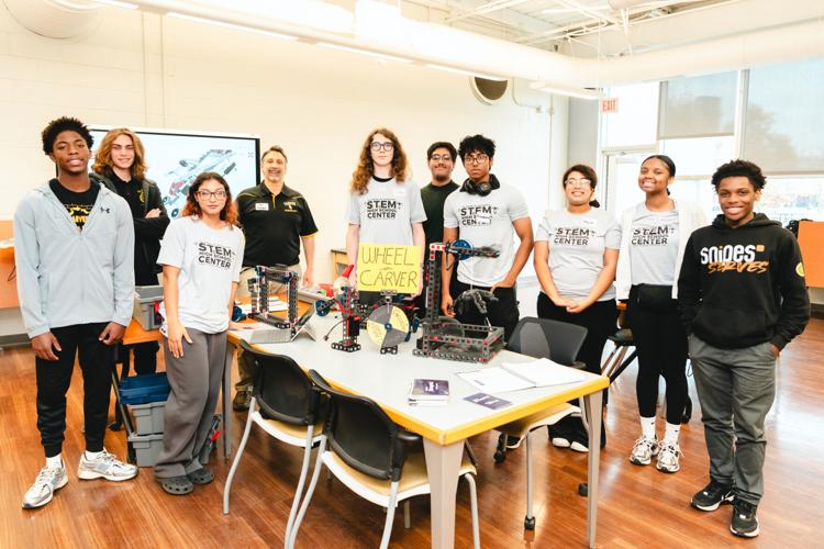 Carver students get boost in STEM education with opening of new learning center [PHILA INQUIRER]
