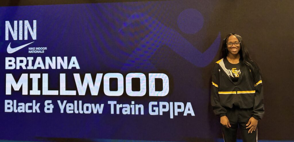 TRACK TEAM COMPETES AT NIKE INDOOR NATIONALS